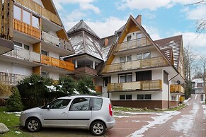 Droga na Bystre Zakopane by Renters