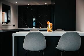 Apartment Black Diamond