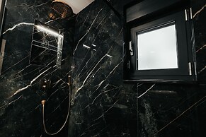 Apartment Black Diamond