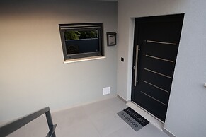 Apartment Black Diamond