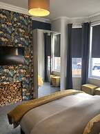 Refurbished 3 Bed House in Manchester