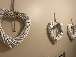 Refurbished 3 Bed House in Manchester