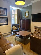 Refurbished 3 Bed House in Manchester