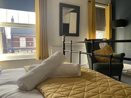 Refurbished 3 Bed House in Manchester