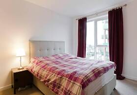 2-bed Apartment Only 15 Mins From Central London