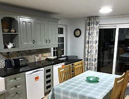 Captivating & Cosy 4-bedroom House in Magherafelt