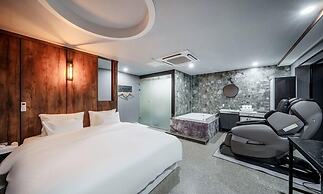 Dongducheon G7 Hotel