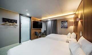 Dongducheon G7 Hotel