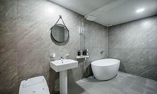 Dongducheon G7 Hotel