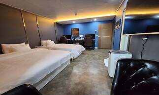 Dongducheon G7 Hotel