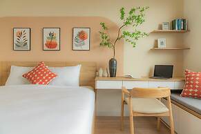 EEM Apartments Central