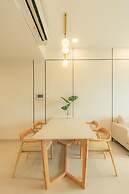 EEM Apartments Central