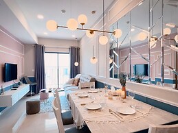 EEM Apartments Central