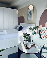 EEM Apartments Central