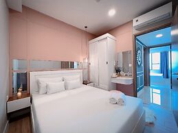 EEM Apartments Central