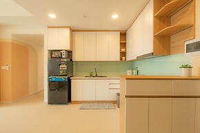 EEM Apartments Central