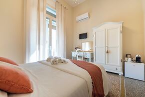Joy's BnB Ortigia