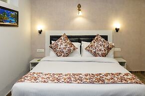 Click Sunburry Hotel Srinagar