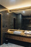 Grand Central Premier