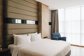 Grand Central Premier