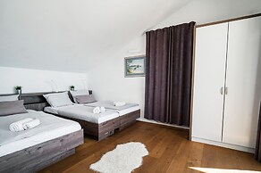 Vila Dana & Thalia - Private pool