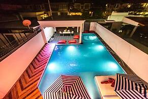 Exquisite Pool Villa J