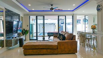 Exquisite Pool Villa J