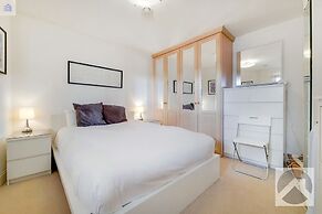 2 Bed &1 Bath Apartment in Canary Wharf