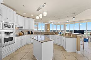 LUXURY Penthouse Style Condo 2