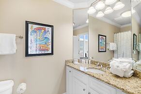 LUXURY Penthouse Style Condo 2