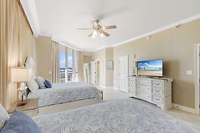 LUXURY Penthouse Style Condo 2