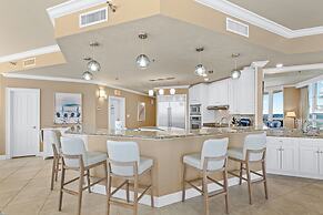 LUXURY Penthouse Style Condo 2