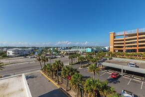 LUXURY Penthouse Style Condo 2