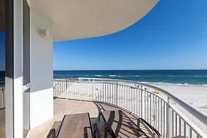 LUXURY Penthouse Style Condo 2