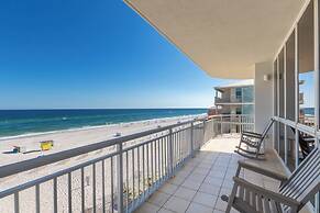 LUXURY Penthouse Style Condo 2