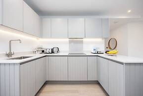 ExCel Pad 3 Bed and 3 Bath Apartment