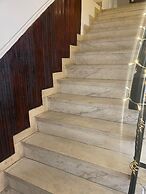 Occidental Wise Transit Hotel