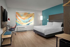 Tru by Hilton North Richland Hills DFW West