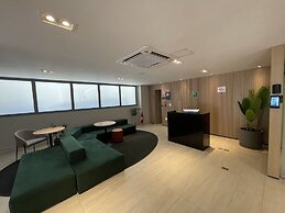 Cozzy Suítes Paraíso Hotel