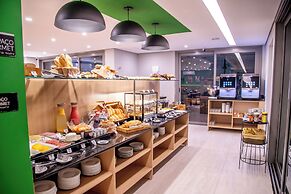 Cozzy Suítes Paraíso Hotel