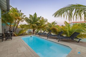 Ocean Breeze Villa with private pool