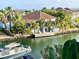 Ocean Breeze Villa with private pool