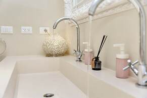 Ocean Breeze Villa with private pool