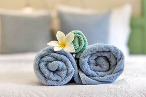 Ocean Breeze Villa with private pool