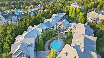 Aspens by Whistler Blackcomb VR