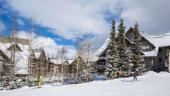 Aspens by Whistler Blackcomb VR