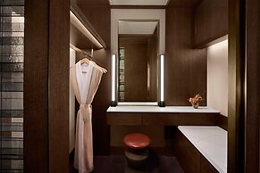 The Ritz-Carlton, Melbourne