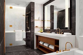 The Ritz-Carlton, Melbourne