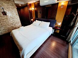 2D - No Impact From Earthquake 3bedrooms 2 5bath Downtown Bangkok