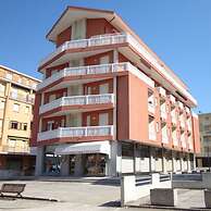 Nice Apartment for Five People Near the sea - By Beahost Rentals